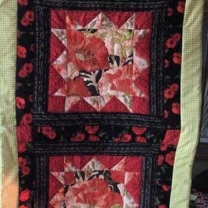 NWT Hand Crafted Quilted Wall Hanging/Runner in Poppy Prints